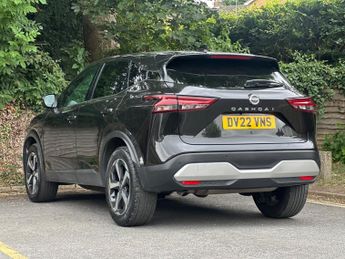Nissan Qashqai 1.3 DIG-T MHEV N-Connecta XTRON Euro 6 (s/s) 5dr