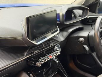 Peugeot E-2008 50kWh GT Premium Auto 5dr