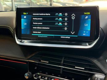 Peugeot E-2008 50kWh GT Premium Auto 5dr