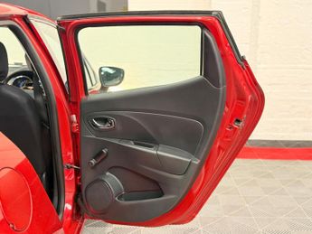 Renault Clio 0.9 TCe Dynamique MediaNav Euro 5 (s/s) 5dr