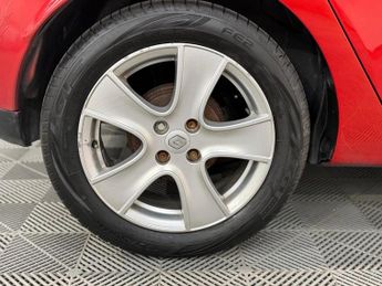 Renault Clio 0.9 TCe Dynamique MediaNav Euro 5 (s/s) 5dr