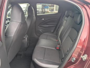 Nissan Juke 1.0 DIG-T N-Connecta DCT Auto Euro 6 (s/s) 5dr