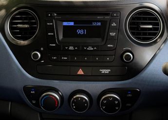 Hyundai i10 1.2 Premium Auto Euro 6 5dr