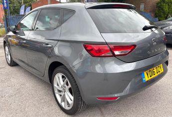 SEAT Leon 1.6 TDI SE DSG Euro 6 (s/s) 5dr