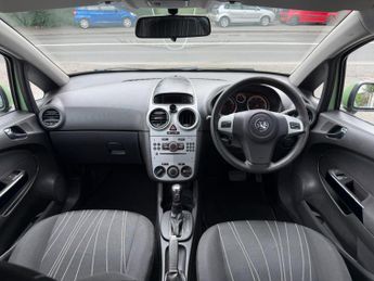 Vauxhall Corsa 1.4i 16v Club 5dr