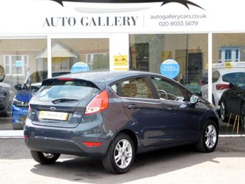Ford Fiesta 1.0T EcoBoost Zetec Powershift Euro 5 5dr