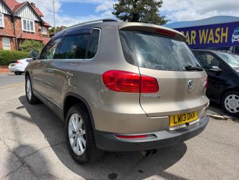 Volkswagen Tiguan 1.4 TSI BlueMotion Tech Moda DSG 2WD Euro 5 (s/s) 5dr