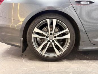 Audi A6 Saloon 2.0 TDI 40 S line S Tronic Euro 6 (s/s) 4dr