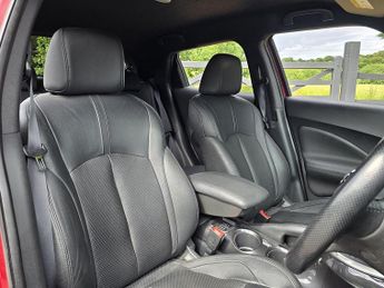 Nissan Juke 1.6 Tekna SUV 5dr Petrol XTRON Euro 6 (117 ps)