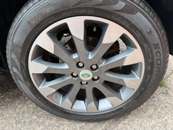 Land Rover Freelander 2 2.2 SD4 HSE Lux CommandShift 4WD Euro 5 5dr