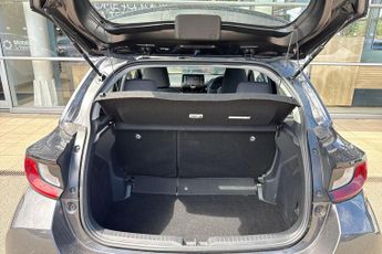 Toyota Yaris 1.5 VVT-h Icon E-CVT Euro 6 (s/s) 5dr