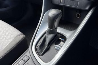 Toyota Yaris 1.5 VVT-h Icon E-CVT Euro 6 (s/s) 5dr