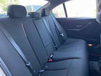 BMW 3 Series 2.0 320d Sport Auto Euro 5 (s/s) 4dr