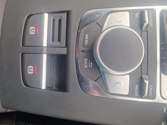 Audi A3 1.5 TFSI CoD 35 S line S Tronic Euro 6 (s/s) 4dr