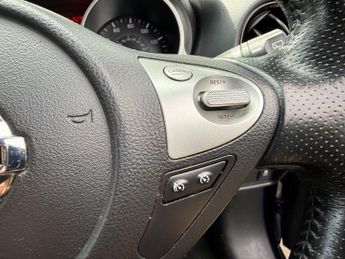 Nissan Juke 1.6 N-Connecta XTRON Euro 6 5dr