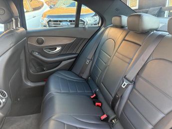 Mercedes-Benz C Class 2.1 C220d AMG Line (Premium) G-Tronic+ Euro 6 (s/s) 4dr