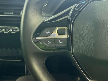 Peugeot E-208 50kWh Allure Premium + Hatchback 5dr Electric Auto (7.4kW Charge