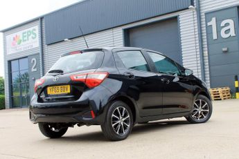 Toyota Yaris 1.5 VVT-i Icon Tech CVT Euro 6 5dr