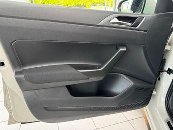 Volkswagen Polo 1.0 TSI R-Line DSG Euro 6 (s/s) 5dr