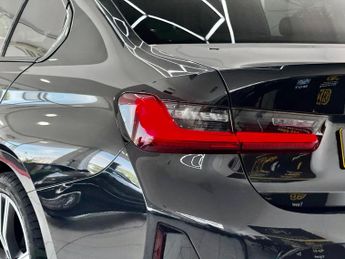 BMW 3 Series 2.0 320i M Sport Auto Euro 6 (s/s) 4dr