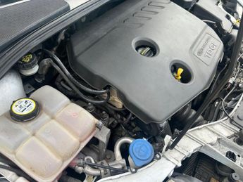 Ford Focus 1.6 TDCi Zetec Euro 5 (s/s) 5dr