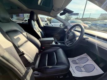 Tesla Model 3 (Dual Motor) Long Range Auto 4WDE 4dr
