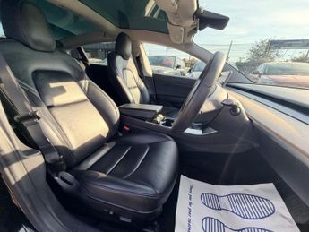 Tesla Model 3 (Dual Motor) Long Range Auto 4WDE 4dr