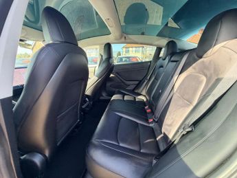 Tesla Model 3 (Dual Motor) Long Range Auto 4WDE 4dr