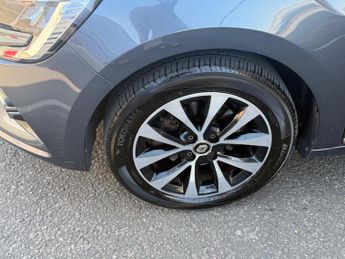 Renault Clio 1.0 TCe Iconic CVT A7 Euro 6 (s/s) 5dr