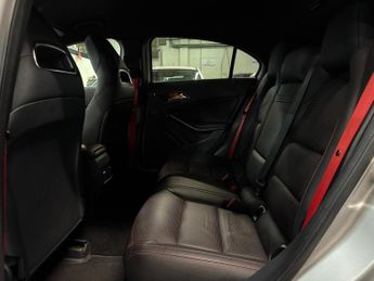 Mercedes-Benz A Class 2.0 A250 AMG Sport Hatchback 5dr Petrol 7G-DCT Euro 6 (s/s) (211