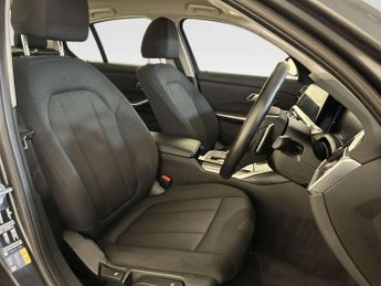 BMW 3 Series 2.0 330e 12kWh SE Pro Saloon 4dr Petrol Plug-in Hybrid Auto xDri