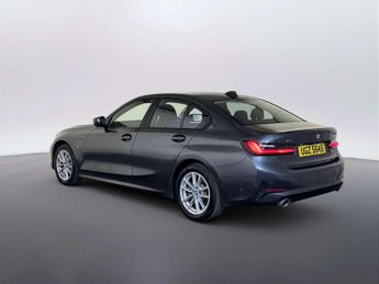 BMW 3 Series 2.0 330e 12kWh SE Pro Saloon 4dr Petrol Plug-in Hybrid Auto xDri