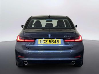 BMW 3 Series 2.0 330e 12kWh SE Pro Saloon 4dr Petrol Plug-in Hybrid Auto xDri