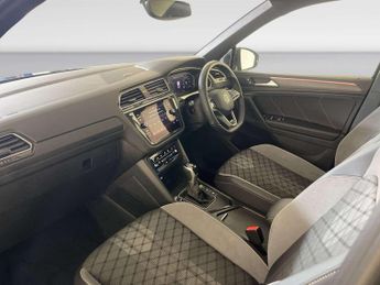 Volkswagen Tiguan 1.4 TSI 13kWh R-Line SUV 5dr Petrol Plug-in Hybrid DSG Euro 6 (s