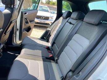 Volkswagen Tiguan 2.0 TSI BlueMotion Tech R-Line DSG 4Motion Euro 6 (s/s) 5dr