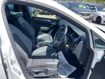 Volkswagen Golf 2.0 TDI R-Line DSG Euro 6 (s/s) 5dr