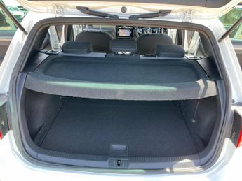 Volkswagen Golf 2.0 TDI R-Line DSG Euro 6 (s/s) 5dr