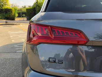 Audi Q5 2.0 TDI 40 S line S Tronic quattro Euro 6 (s/s) 5dr