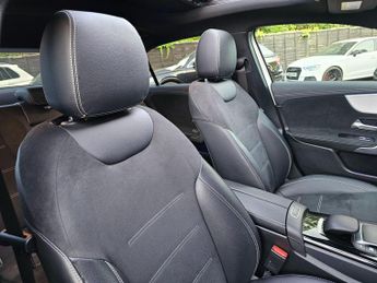 Mercedes-Benz A Class 1.3 A250e 15.6kWh AMG Line Edition (Premium Plus) 8G-DCT Euro 6 