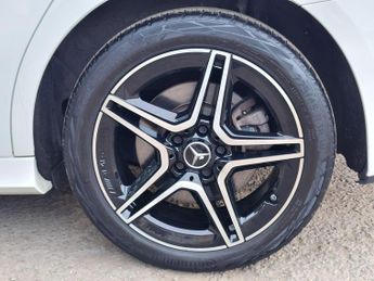 Mercedes-Benz A Class 1.3 A250e 15.6kWh AMG Line Edition (Premium Plus) 8G-DCT Euro 6 