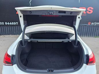 Mercedes-Benz A Class 1.3 A250e 15.6kWh AMG Line Edition (Premium Plus) 8G-DCT Euro 6 