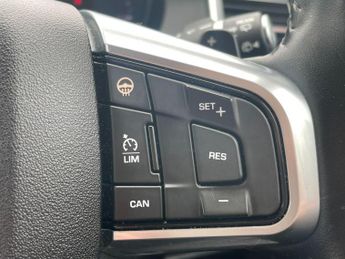 Land Rover Discovery Sport 2.0 TD4 SE Tech Auto 4WD Euro 6 (s/s) 5dr