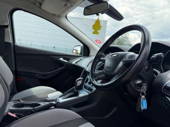 Ford Focus 1.6 Zetec Powershift Euro 5 5dr