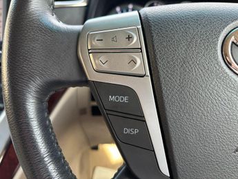 Toyota Alphard GGH25