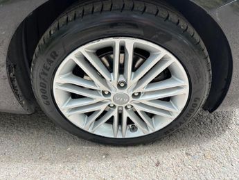 Kia Carens 1.7 CRDi 3 DCT Euro 6 (s/s) 5dr