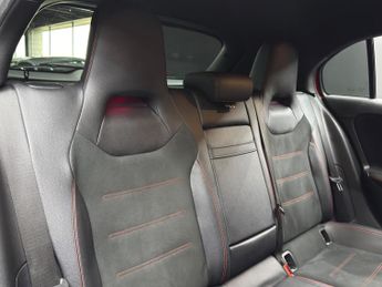 Mercedes-Benz A Class 2.0 A200d AMG Line (Premium) 8G-DCT Euro 6 (s/s) 5dr