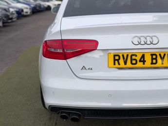 Audi A4 2.0 TDI Black Edition S Tronic quattro Euro 5 (s/s) 4dr