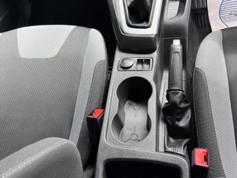 Ford Focus 1.0T EcoBoost Zetec Euro 5 (s/s) 5dr