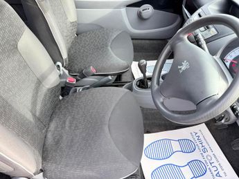 Peugeot 107 1.0 12V Urban Euro 5 3dr