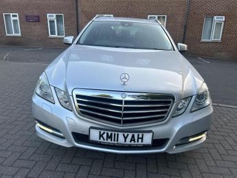 Mercedes-Benz E Class 1.8 E200 CGI BlueEfficiency Avantgarde Tiptronic Euro 5 5dr